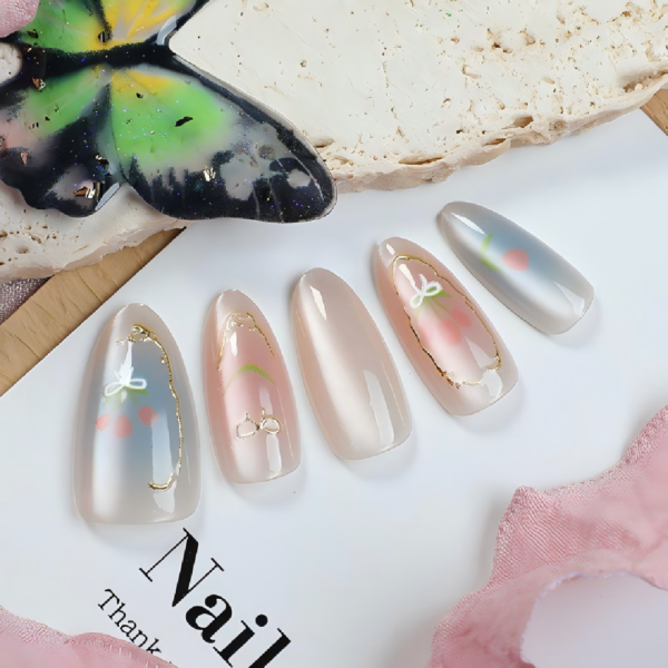 Finished Press-on Nails, Gradient Design