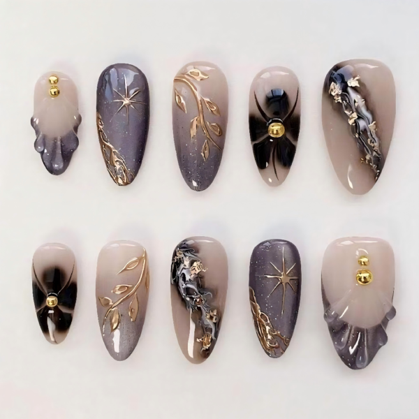 Gold Veined Rhinestone Finished Nail Tips