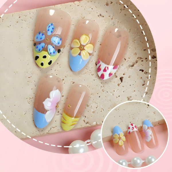 Finished Press-on Nails, Gradient Design